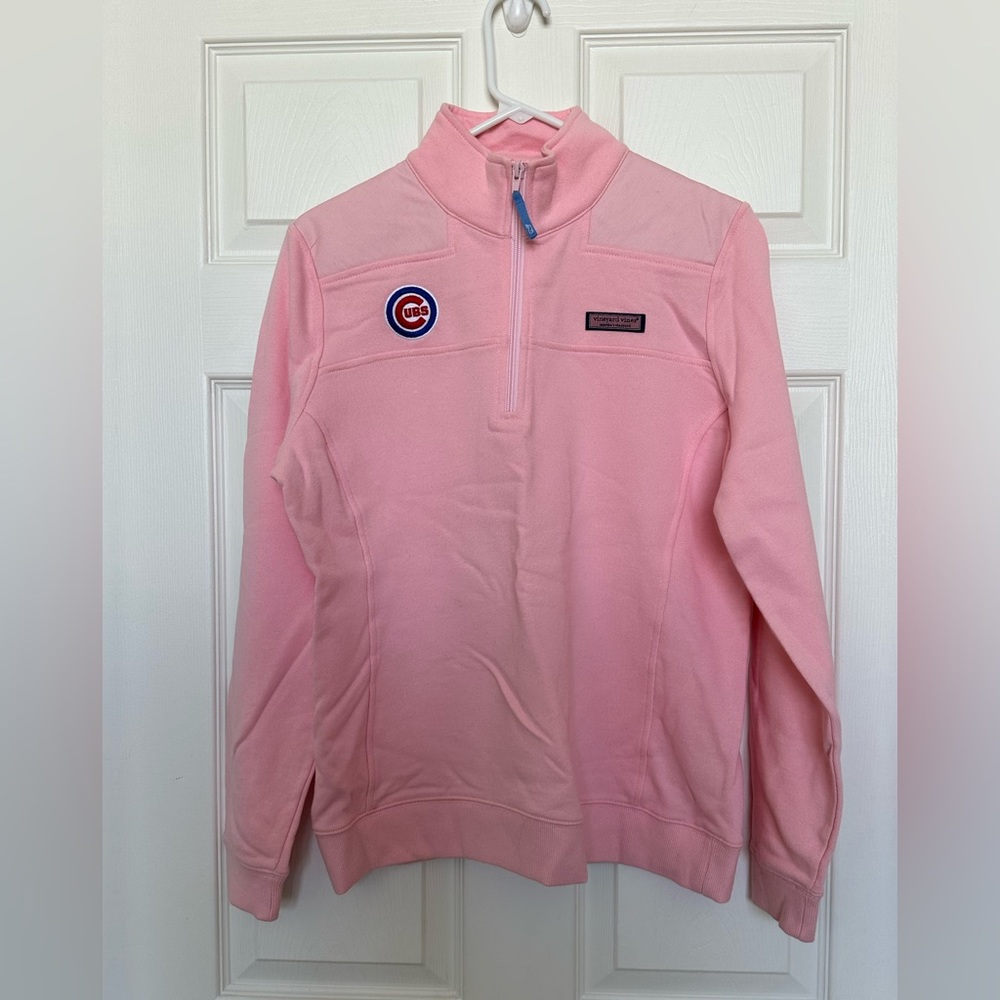 Vineyard Vines NWOT RARE CUBS half zip size L (fits like a medium)